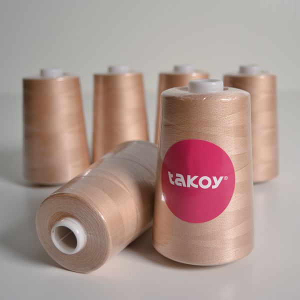 Overlock/coverlock polyester naaigaren TKY 5000 lichtbruin