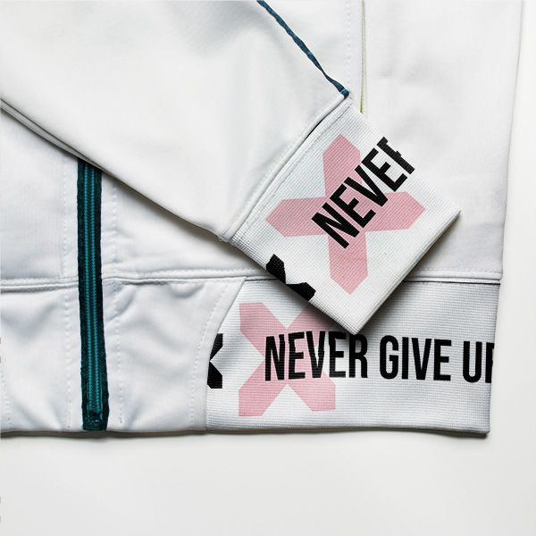 Band 25mm motivatie quotes roze - Never give up