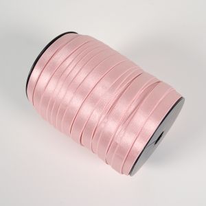 Elastische satijnen band breedte 12 mm roze