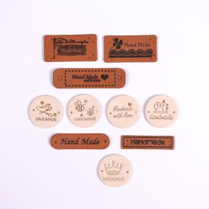 Kunstleer labels Handmade wit/bruin - set 10 stuks