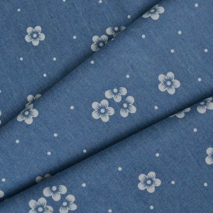 Dunne jeans- / spijkerstof lichtblauw met bloemenprint