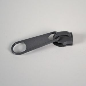 Metalen schuiver TKY voor rits met hanger #3 mm grijs